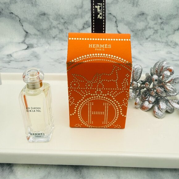 HERMES Un Jardin Sur Le Nil EDT Green Mango Lotus-Mini 7.5ml,0.25oz-BOXED-NEW - Picture 2 of 14